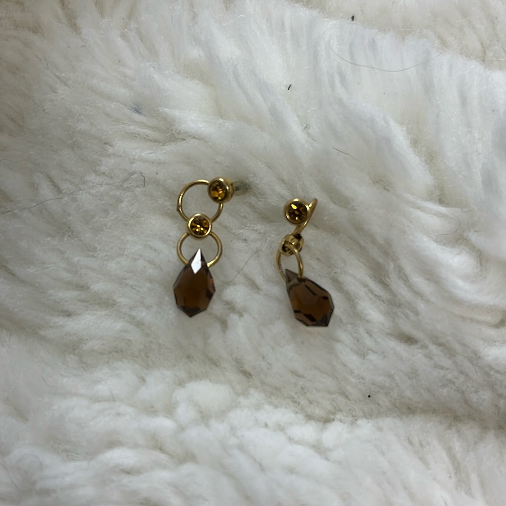 ❤️ 3/$15 
Minimalist, Brown And Gold Earrings